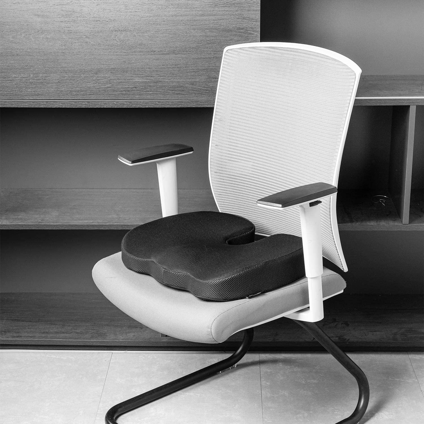 Non-Slip Memory Foam Coccyx Pad, Ergonomic Cushions Pad, Office Chair for Pressure Relief Sciatica & Pain Relief for Long Sitting, Car Seat, Airplane, Gaming Chair