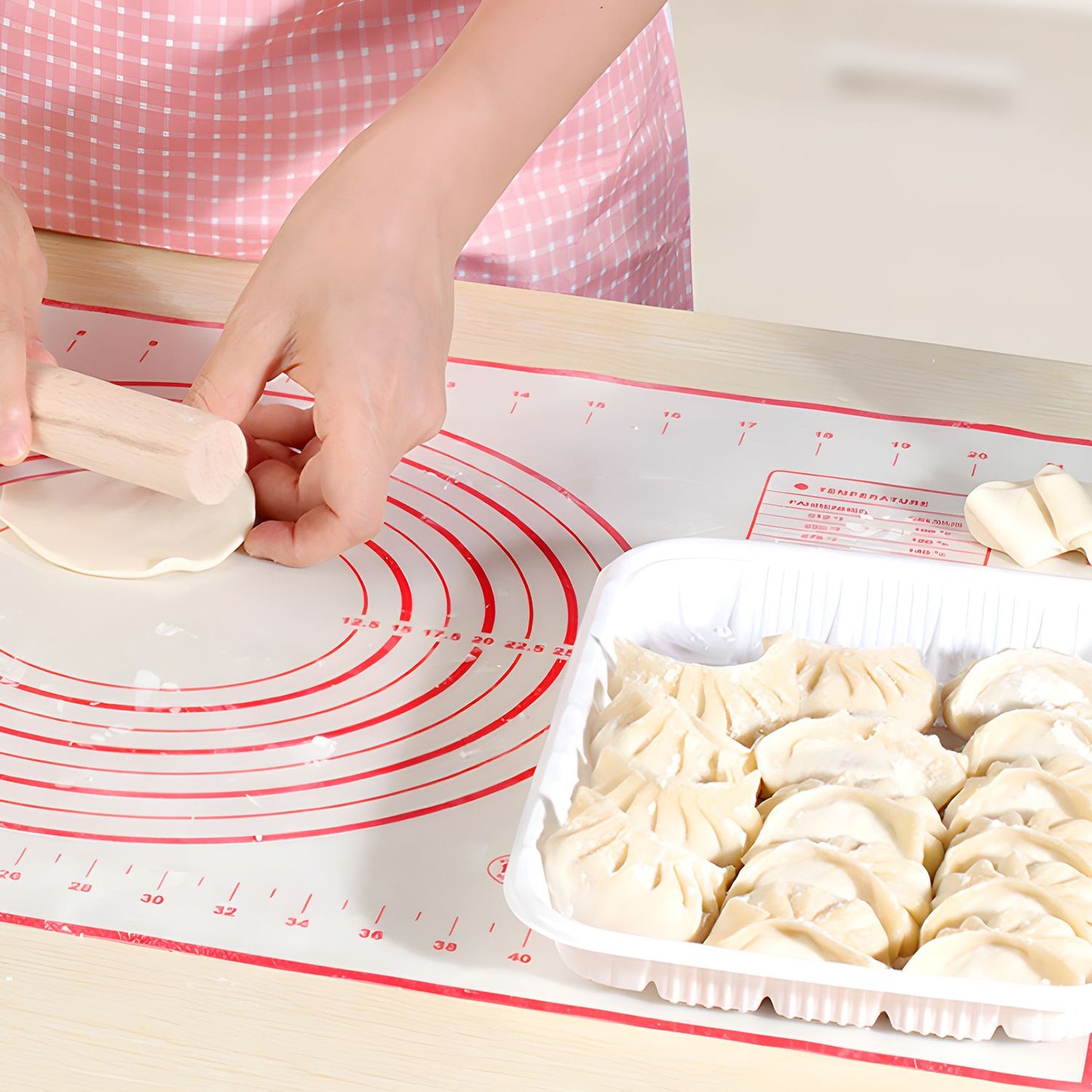 24" x 16" Silicone Pastry Mat Rolling Baking Mat Dough Kneading Mat with Measurements Non Slip
